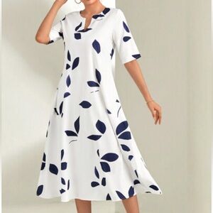 NORACORA  WHITE and BLUE LEAF PRINT DRESS (NWOT)